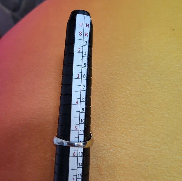 2-carat Diamond Ring in Platinum900 setting [US 5.5] - Picture 8 of 11